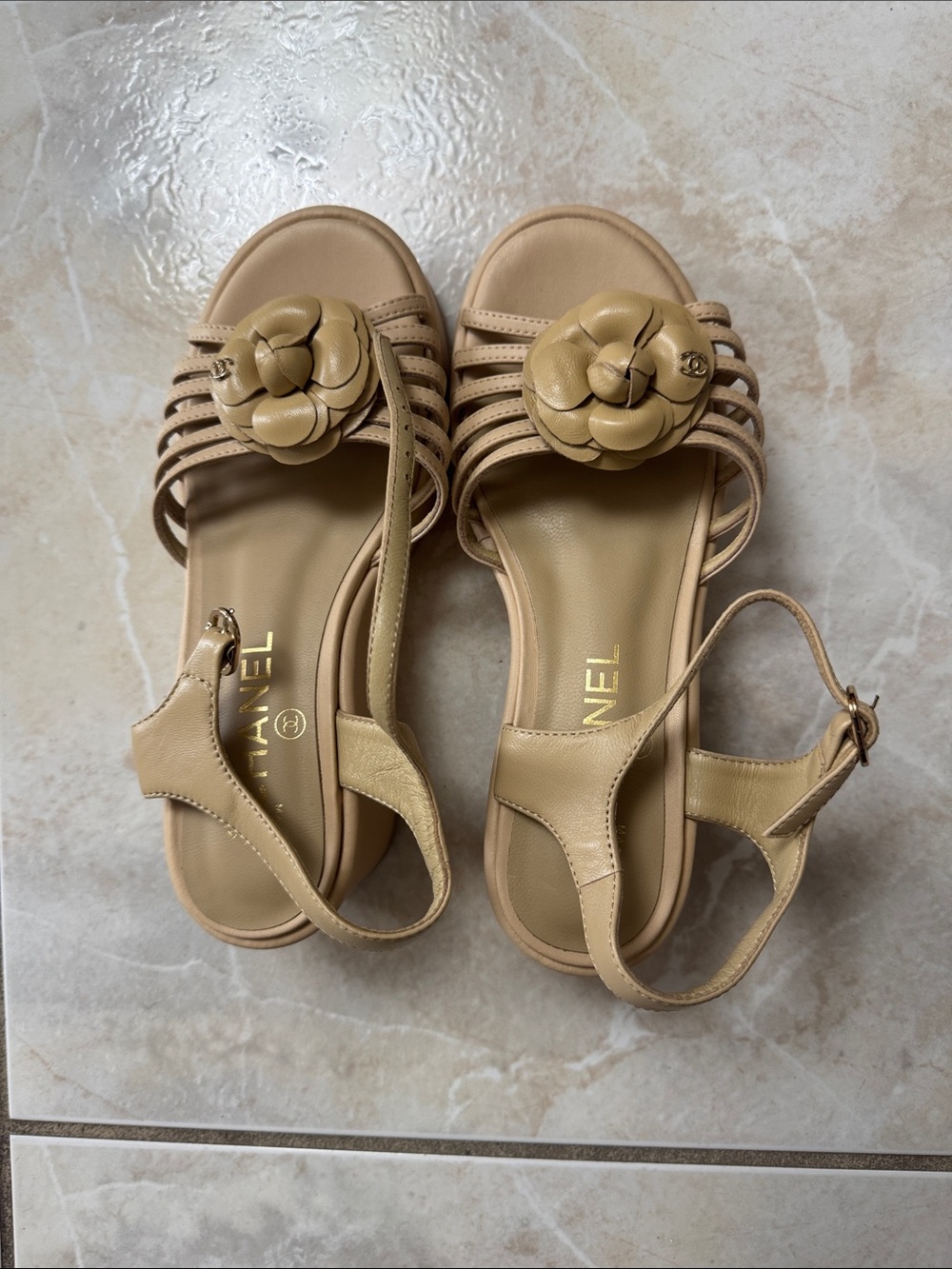 CHANEL Beige Leather Camellia Slingback Sandals - Picture 3 of 3